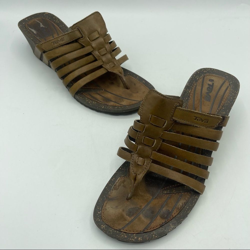 Teva Cabrillo Leather Wedge Sandals size 8.5